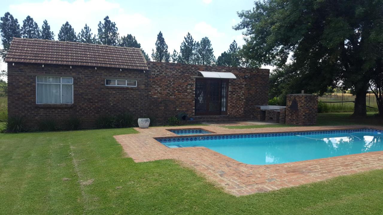 House, Cottage And Contractors Manor Meyerton Luaran gambar